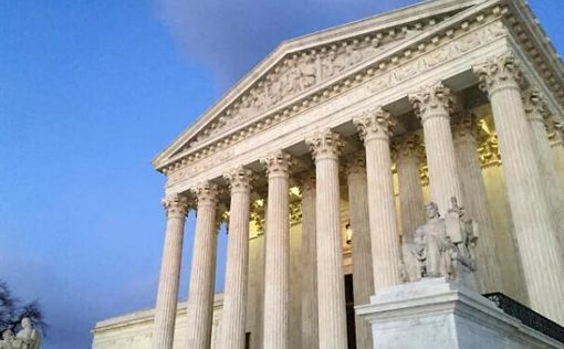 Верховный суд США разрешил депортацию венесуэльских мигрантов